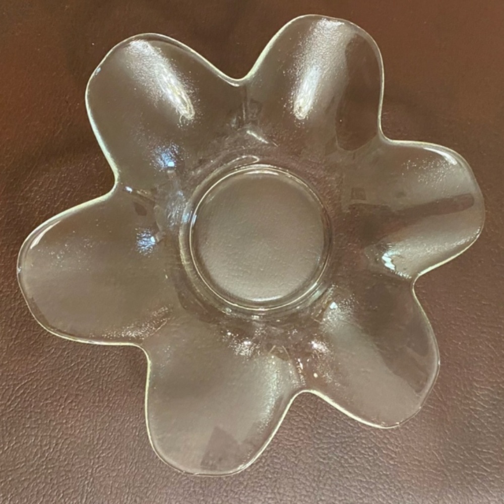 Glass flower shaped candle holder/jewelry dish